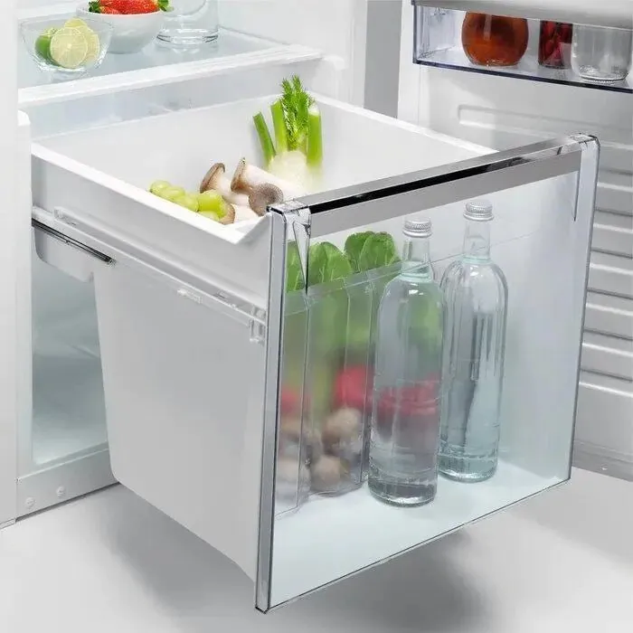 AEG SFE618F1DS Built In Fridge Icebox - Fully Integrated