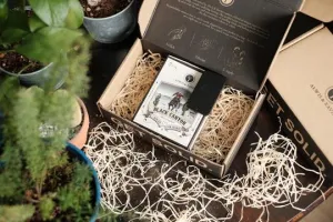 ALWIS & XAVIER Craft Gift Box