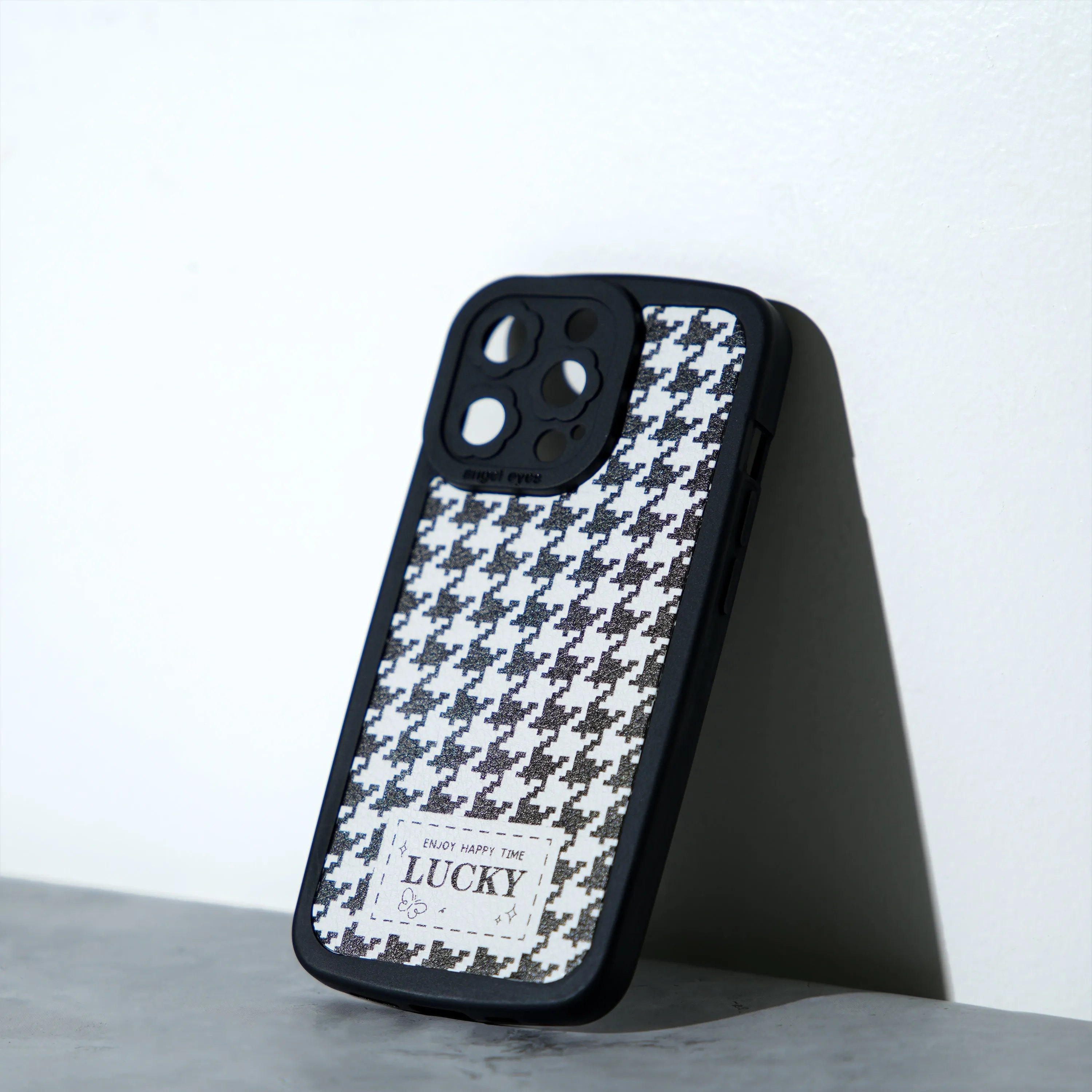 Chokore Chess Design Mobile Cover (Black & White)