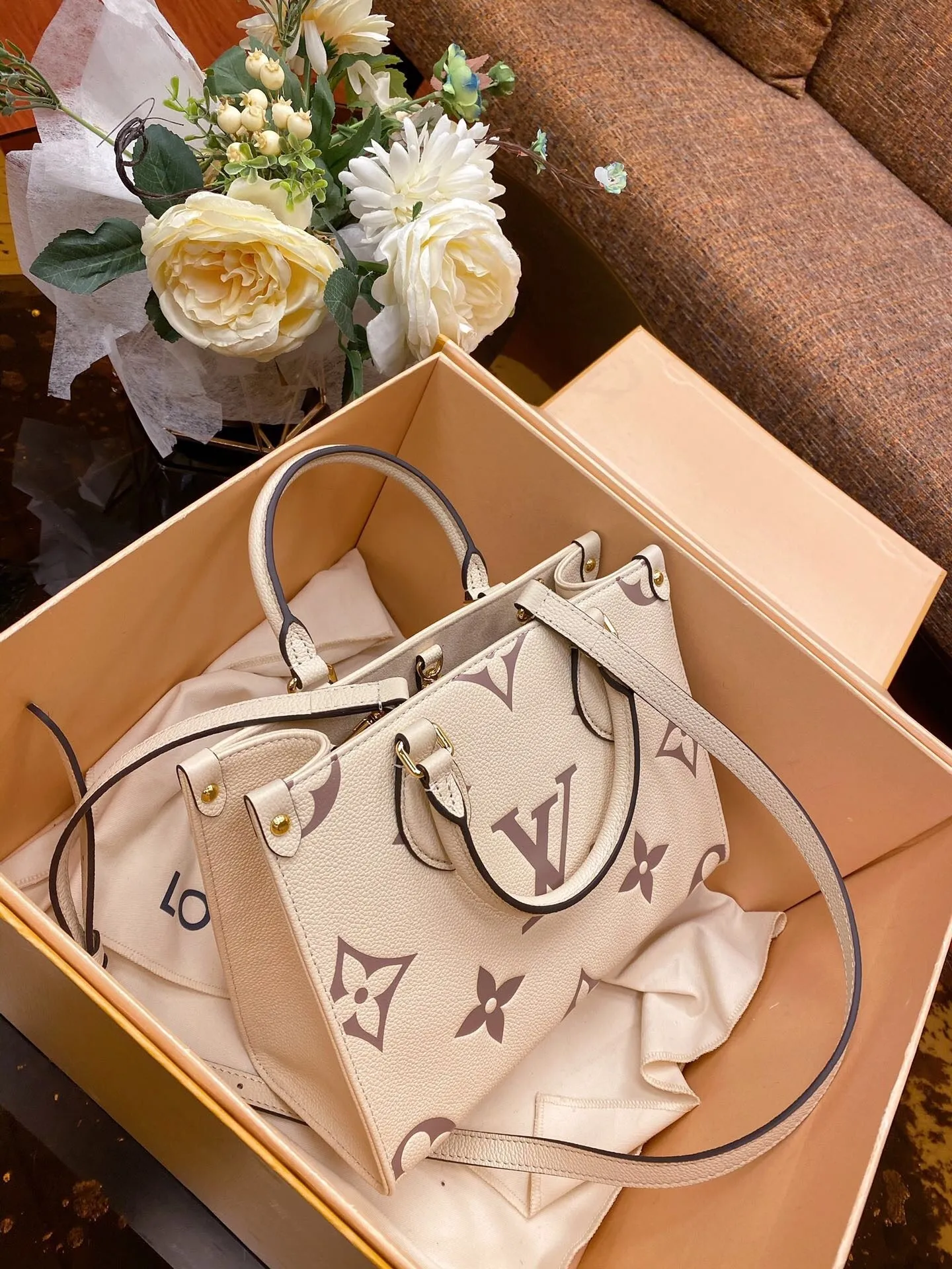 Designer Totes - LOV - 6020