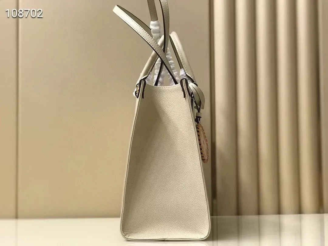 Designer Totes - LOV - 6021