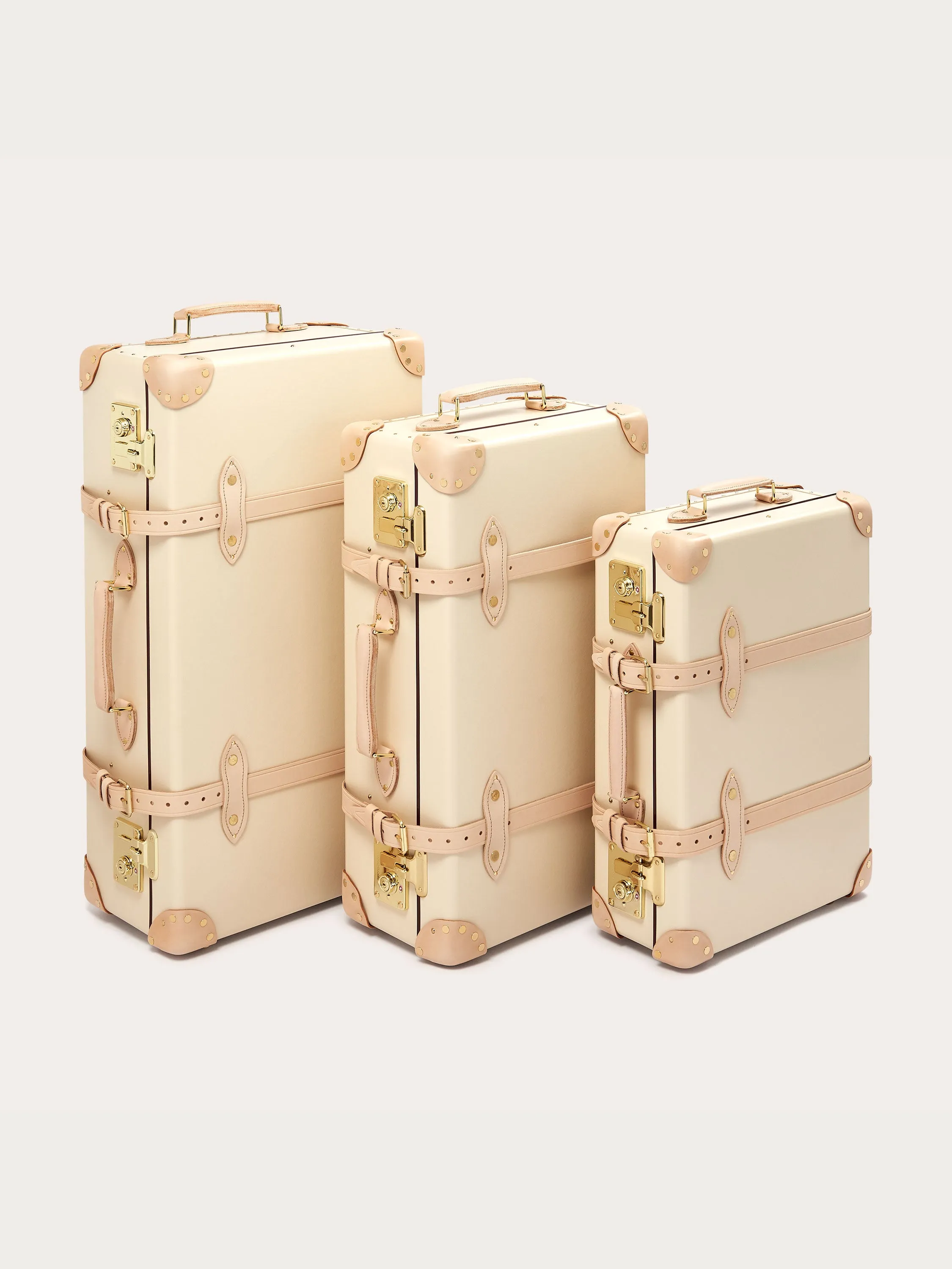 Globe-Trotter Safari 30" Trolley Case