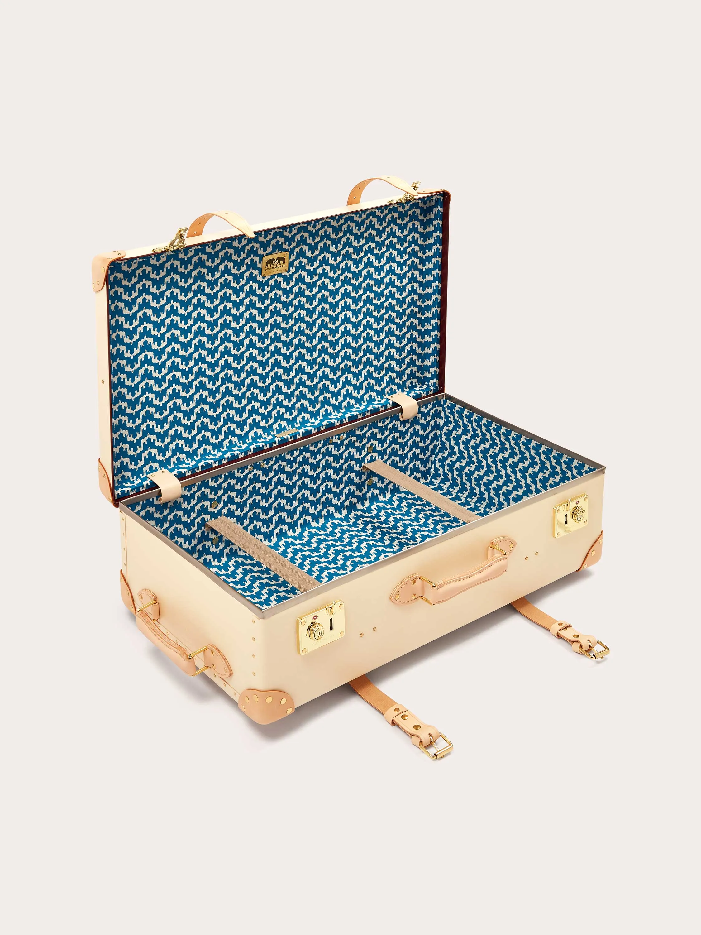 Globe-Trotter Safari 30" Trolley Case