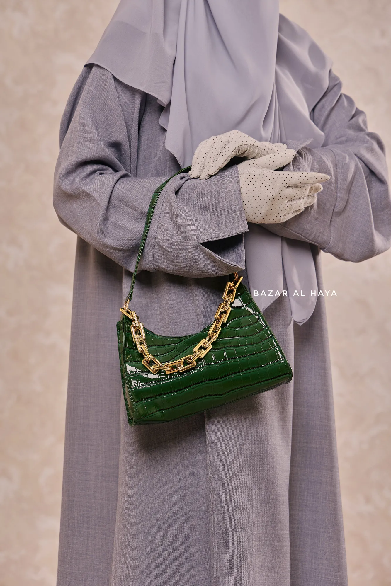 Glossy Croc Hand Bag In Emerald