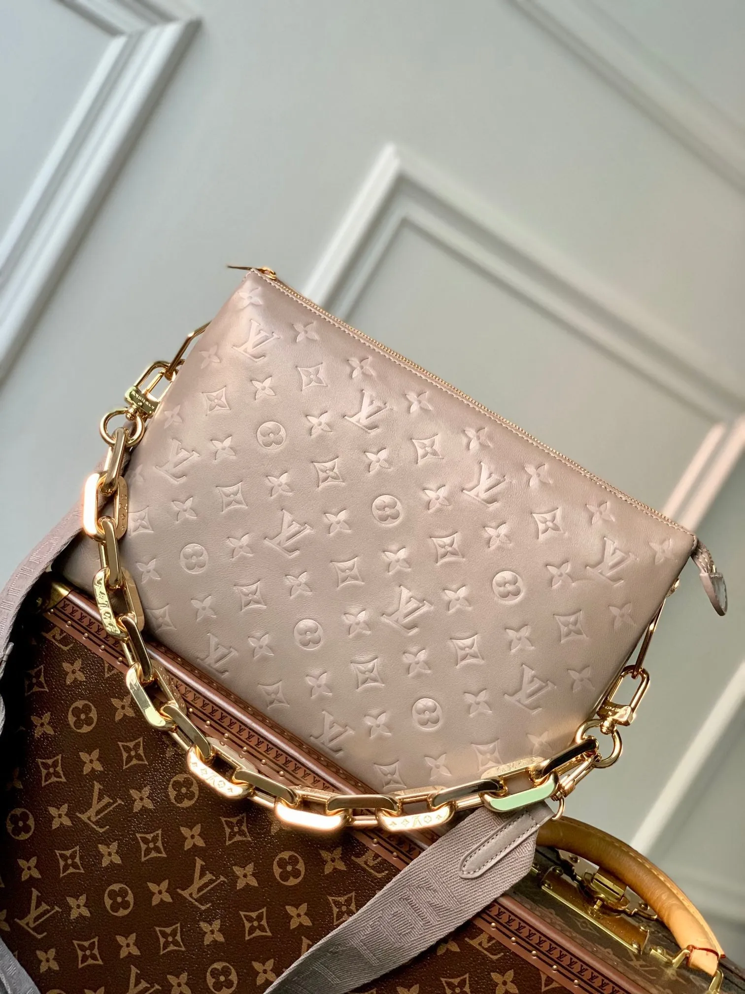 Luxury Handbags - 6844