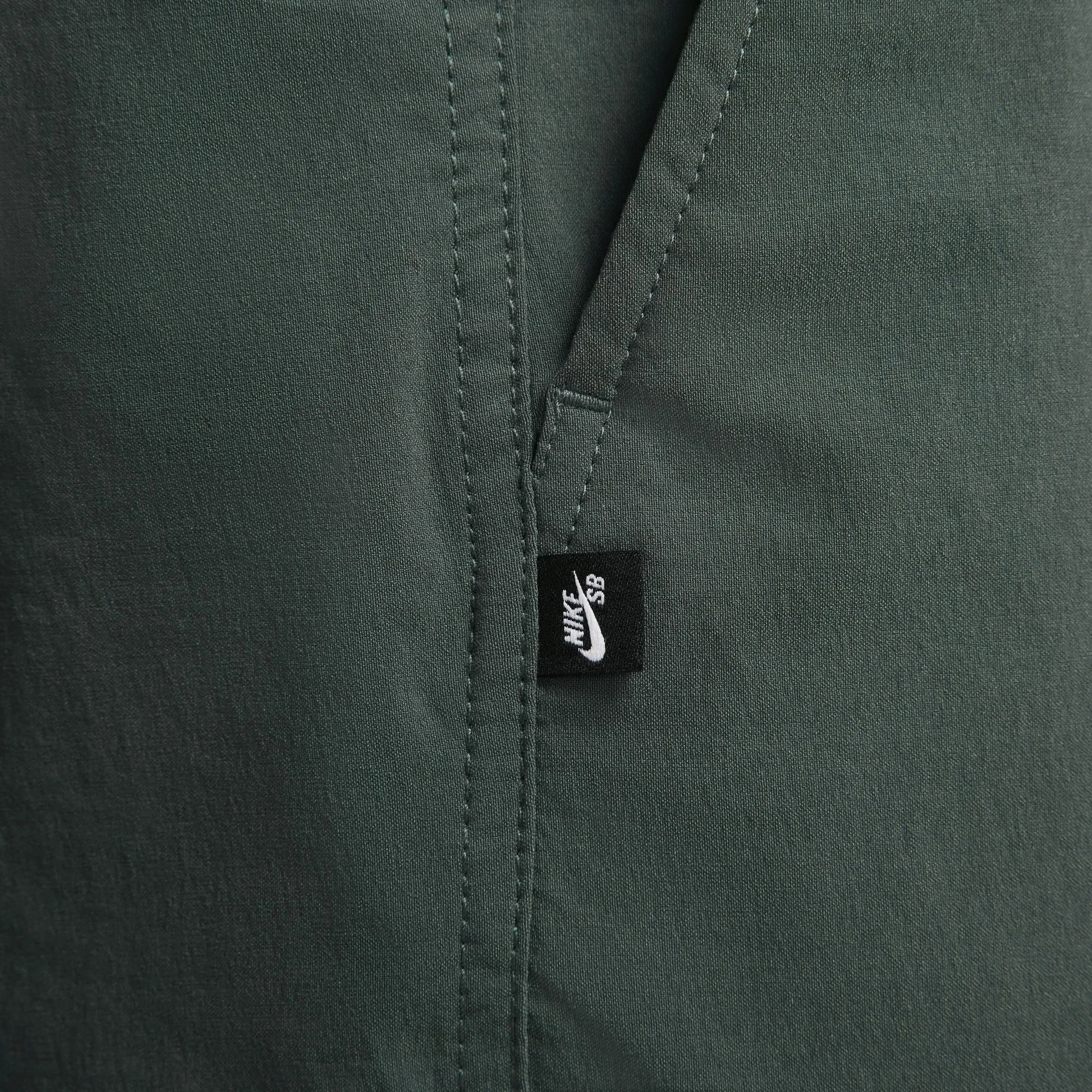 Nike SB Kearny Cargo Skate Pants (Vintage Green/White)
