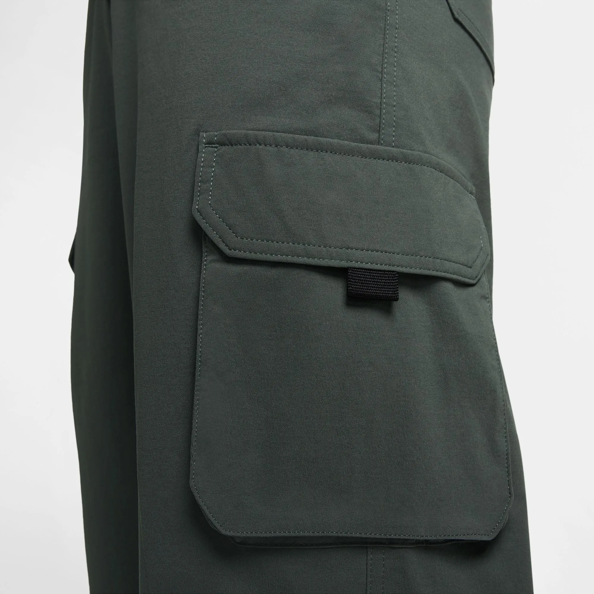 Nike SB Kearny Cargo Skate Pants (Vintage Green/White)