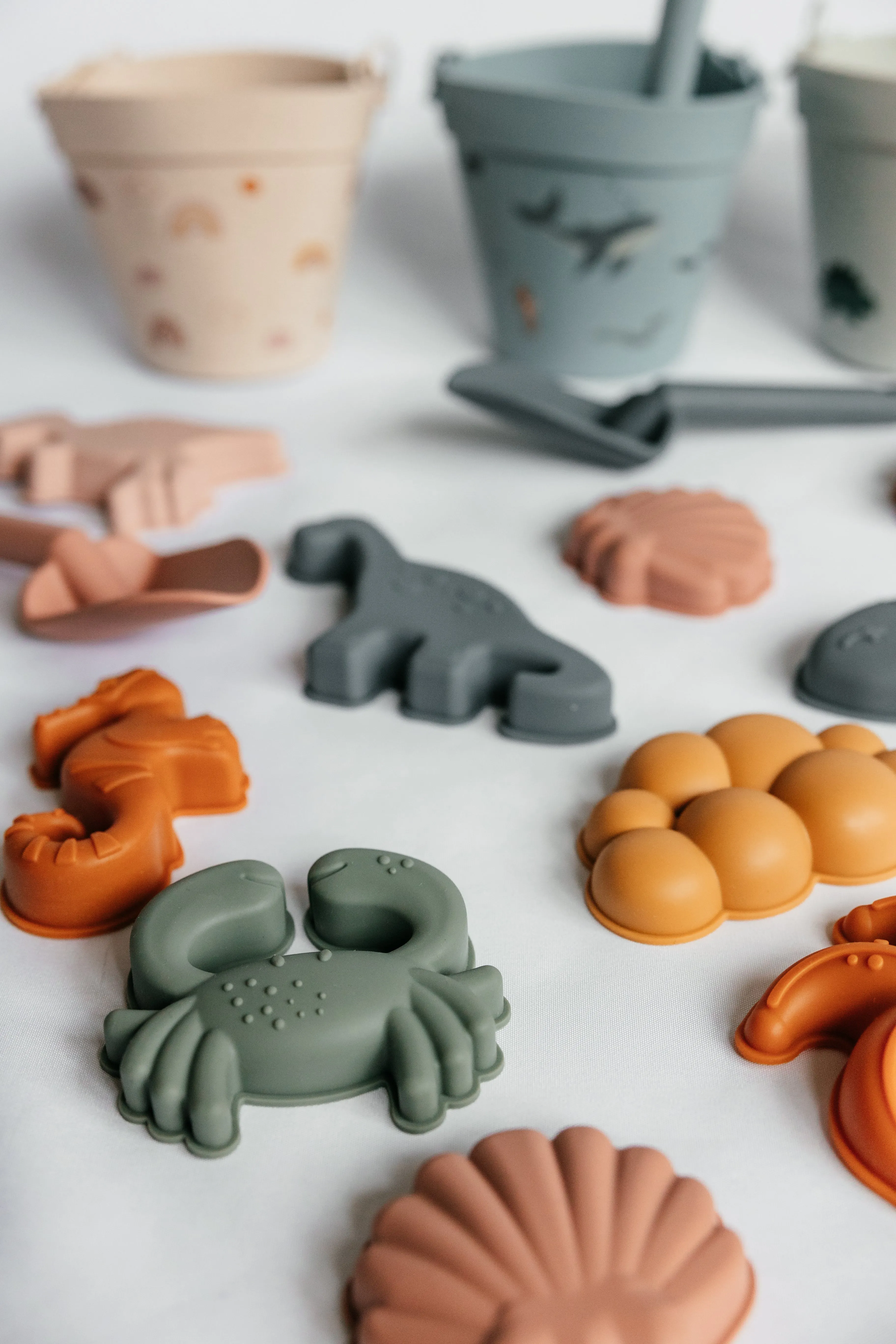 Silicone Beach Bucket & Toys Set - Sea Life