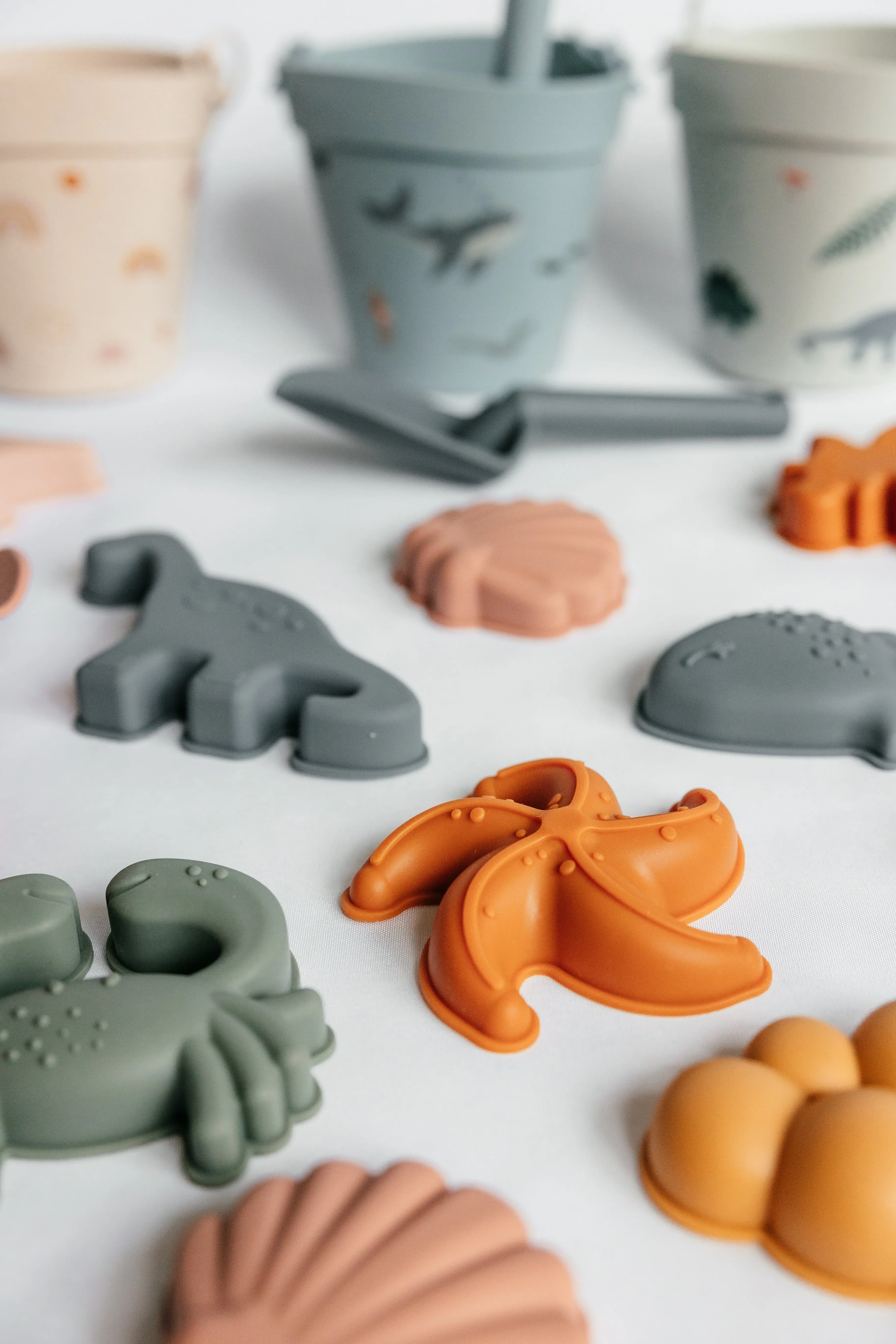 Silicone Beach Bucket & Toys Set - Sea Life