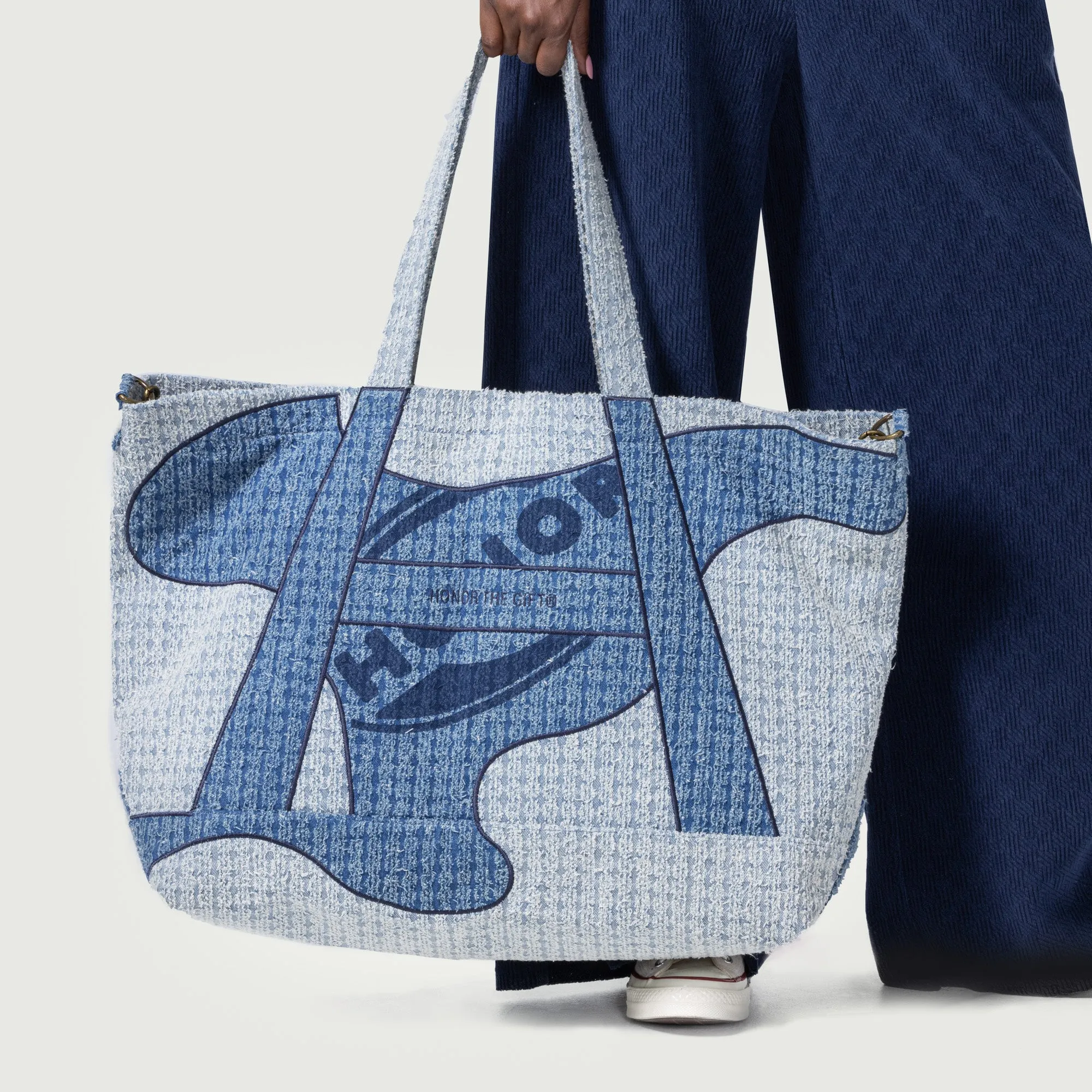 Spotlight H Weekender Tote - Indigo